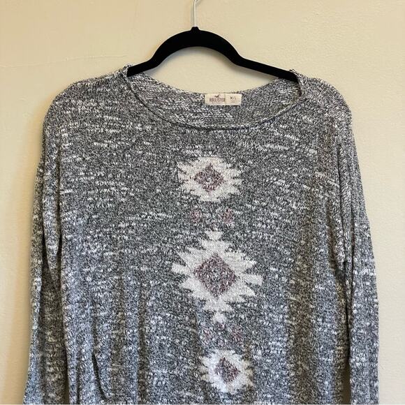 Hollister M/L bohemian Aztec long sleeve top knit gray white casual cozy - Picture 2 of 7